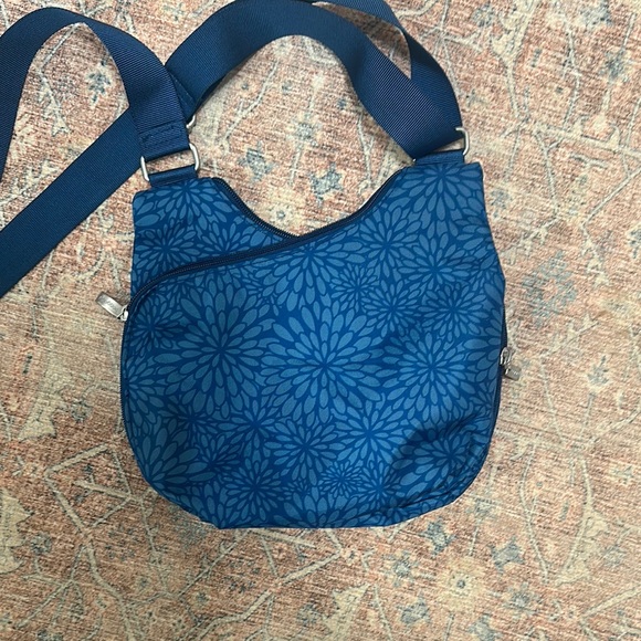 Baggallini Blue Crossbody Bag - Picture 4 of 8